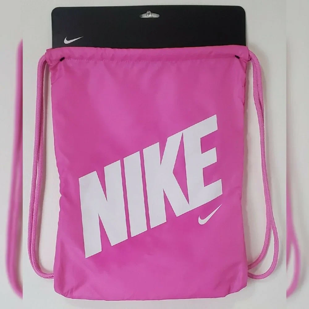 Nike heritage gym